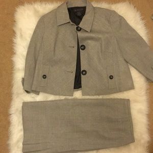 Two piece casual suit